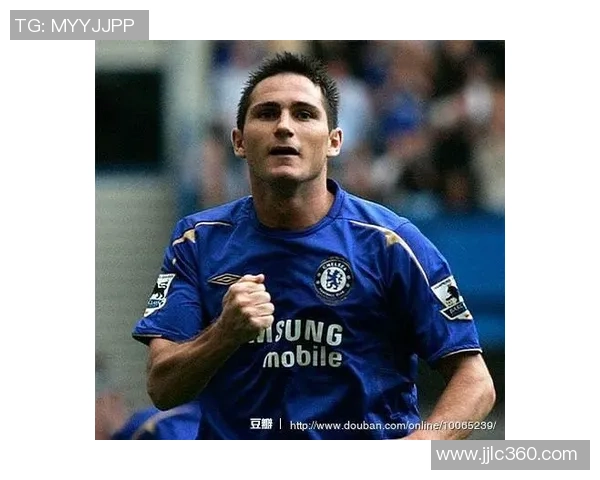 足球球星签名照珍藏版展示热爱与荣耀的完美结合